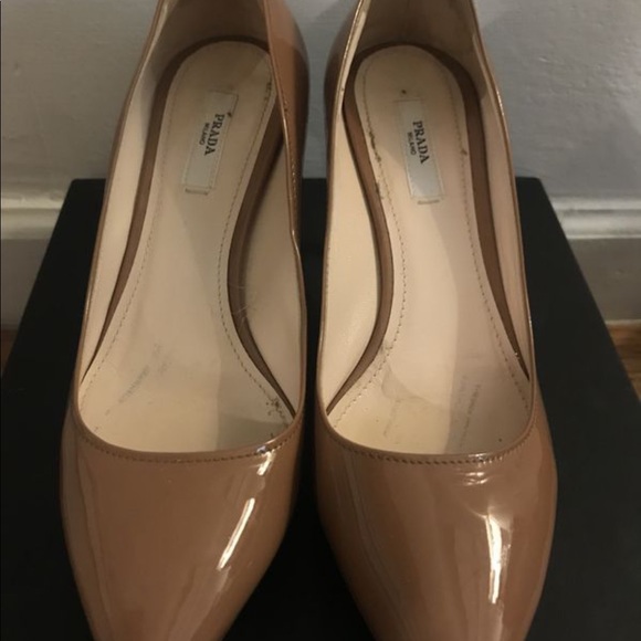 Authentic Prada patent leather kitten heels - Picture 5 of 8